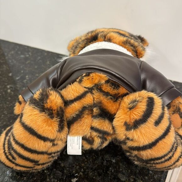 Air Zoo Pilot Flying Tiger Plush Bomber, Jacket, Goggles & Logo Scarf, Tags RARE - Picture 10 of 11